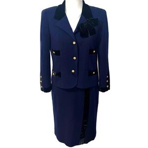 CHANEL Vintage 1980’s Matching Navy Blue Suit and Skirt Set with Black Velvet 40